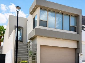 Casa · 153m² · 3 Recámaras · 2 Estacionamientos · Casa en Venta en Haciendas de Santa Clara Al Norte