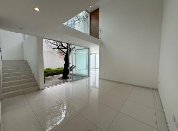 Casa en condominio · 200m² · 3 Recámaras · 2 Estacionamientos · Casa en Venta con Iluminación Natural y Entorno Arbolado en Tres Arroyos Aguascalientes