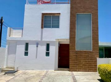 Casa en condominio de 3 habitaciones, San Pedro Cholula · Hermosa Casa en Momoxpan Carcaña