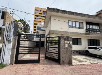 Casa de 10 habitaciones, Guadalajara · Casa en Renta Segundo Nivel Para Oficinas con Uso de Suelo Mixto – Col. Americana, Guadalajara