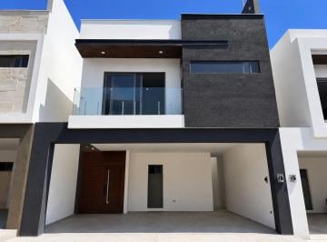 Casa de 4 habitaciones, García · Casa en Venta en La Joya de La Montaña de 4 Habitaciones en García