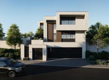 Casa · 413m² · 4 Recámaras · 3 Estacionamientos · Casa en Preventa en Loma Bonita, con 4 Recámaras, Jardín y Vistas Panorámicas.