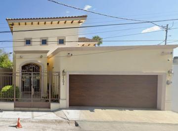 Casa de 3 habitaciones, Nuevo Laredo · Hermosa Casa en Venta Ubicada en Nuevo Laredo, Tamaulipas.