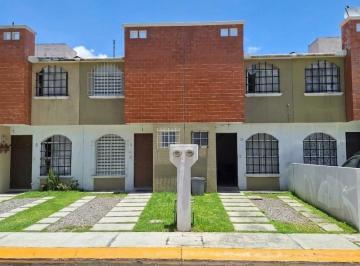 Casa en condominio · 80m² · 2 Recámaras · 1 Estacionamiento · Porvenir Lerma, Casa en Renta