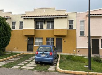 Casa de 3 habitaciones, El Marqués · Casa en Venta en Privada con 2 Recámaras en Real Solare, Querétaro