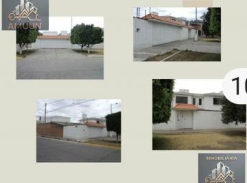 Casa · 750m² · Casa - Tangamanga