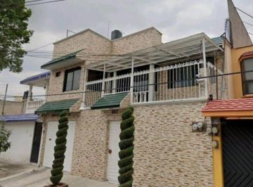 Casa de 3 habitaciones, Azcapotzalco · Venta de Casa en Campo 3 Brazos 46, San Antonio, Azcapotzalco, 02720 Ciudad de México, Cdmx