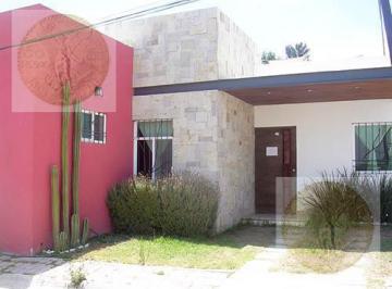Casa · 127m² · 3 Recámaras · 1 Estacionamiento · Casa - Barrio San Juan