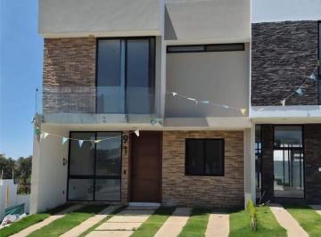 18956dadc5837f40193b308add6a0bde81a07c77bea3affed36d90814506351e · Casa en Venta Dentro de Coto Manzanos, Capital Norte