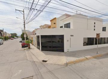 Casa de 4 habitaciones, Soledad de Graciano Sánchez · Casa en Venta en Republica de Ecuador Las Palmas