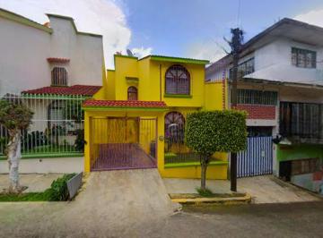 Casa de 2 habitaciones, Xalapa · Casa en Venta Emiliano Zapata, Xalapa Enríquez, Ver.