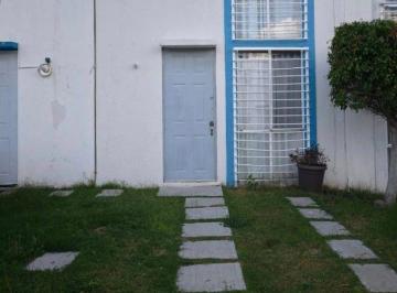 2e1a7534965cc497f6f014357c0aa7574100c1572631a1c81d455d1ea3508bf7 · Centrica Casa en Colinas del Sol, 2 Recamaras, un Baño, Acceso Al Sur Poniente
