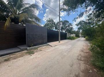 Terreno / Lote , Mérida · Terreno en Venta con Excelente Ubicación en Temozón Norte Mérida Yucatán