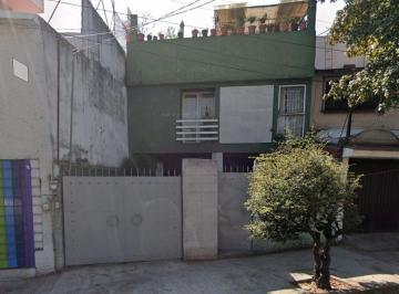Casa de 3 habitaciones, Alvaro Obregón · Propiedad en Venta en La Colonia Los Alpes, Alcaldia. Alvaro Obregon.
