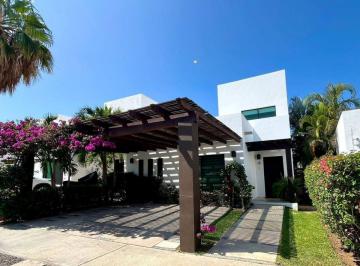Casa de 2 habitaciones, Los Cabos · Cumbre del Tezal | Vista Al Mar y Terraza con Asador!