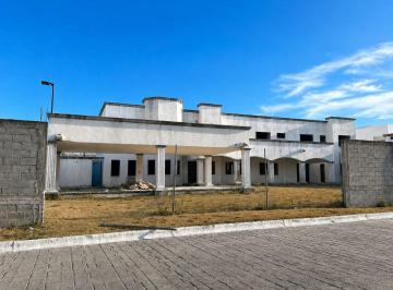 Casa de 4 habitaciones, Victoria · Amplia Casa en Venta - Montes Altos