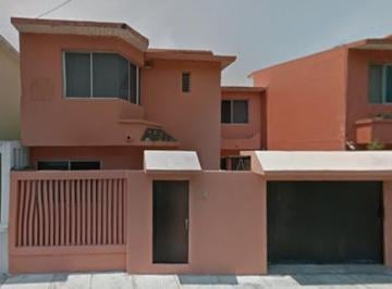 Casa de 3 habitaciones, Veracruz · Casa en Venta en Bahamas La Floresta