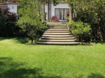 Casa · 803m² · 4 Recámaras · 4 Estacionamientos · Casa en Privada en Palmira Tinguindin Cuernavaca - Maz - 2773 - Cp