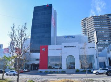 Oficina , Zapopan · Oficina Equipada en Torre Motormexa con Servicios Incluidos