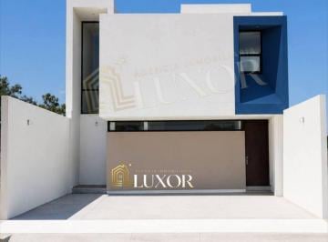Casa · 172m² · 4 Recámaras · Casa - Rancho o Rancheria San Nicolás El Chico