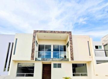 Casa · 200m² · 3 Recámaras · Casa - Tulancingo de Bravo