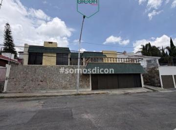 Casa · 450m² · 2 Recámaras · 2 Estacionamientos · Casa en Venta Zona La Calera