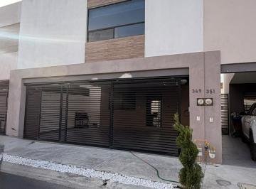 Casa · 120m² · 3 Recámaras · Casa en Los Lermas