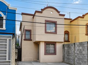 Casa de 2 habitaciones, Apodaca · Casa en Venta Col, Valle de Los Nogales Apodaca