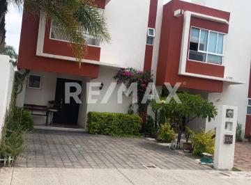 Casa de 3 habitaciones, Querétaro · Venta de Casa Hacienda La Gloria con Terreno Excedente