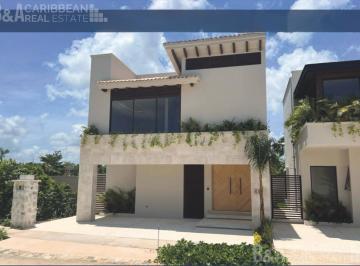 Casa · 181m² · 3 Recámaras · 2 Estacionamientos · Casa en Venta en Residencial Los Santos, Huayacán, Cancún
