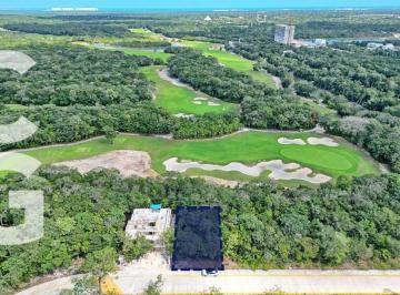 Terreno / Lote · Terreno en Venta en Cancún en Residencial Cancun Country Club de 375 m² Frente Al Campo de Golf