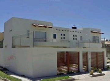 Casa de 4 habitaciones, Puerto Vallarta · Venta de Casa en Calle Orca. Los Delfines. Puerto Vallarta. Jalisco