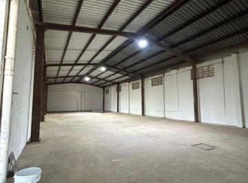 Bodega comercial , Mérida · Renta de Bodega en Chichi Suarez 773 m² Ideal Para Punto de Venta Tiene Oficinas y Anden