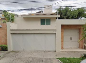Casa de 4 habitaciones, Guadalajara · Venta de Casa en Guadalajara Jalisco Colonía Bosques de La Victoria