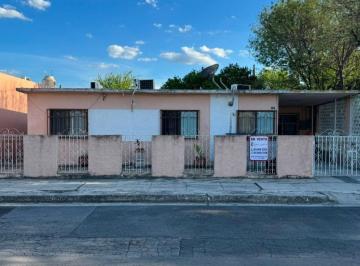 Casa de 3 habitaciones, San Nicolás de los Garza · Casa en Venta en Col. Cuauhtémoc, San Nicolás