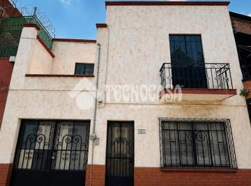 Foto · Casa - Venta