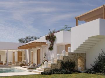 Casa · 531m² · 3 Recámaras · 2 Estacionamientos · Casa en Preventa con Diseño de Autor en Merida Cholul