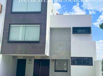Casa · 280m² · 4 Recámaras · 3 Estacionamientos · Casa en Renta Zona Esmeralda Atizapan de Zaragoza