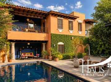Casa de 5 habitaciones, Cuernavaca · Casa en Venta, en El Centro de Cuernavaca