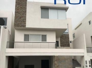 Casa de 3 habitaciones, Monterrey · Venta de Casa en Monterrey