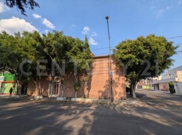 Casa · 305m² · 5 Recámaras · 6 Estacionamientos · Casa en Venta en San Juan de Aragón, Gustavo A. Madero, Ciudad de México