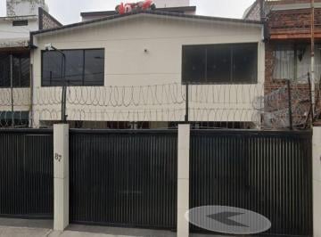Casa de 5 habitaciones, Coyoacán · Venta de Casa en Prados Churubusco Cerca de Av Ermita y Metro Mexicaltzingo