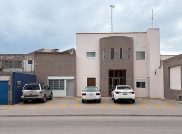 Edificio · 234m² · 5 Recámaras · 5 Estacionamientos · Edificio Para Consultorios en Venta en El Centro de Torreon Coahuila