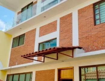 Casa · 580m² · 6 Recámaras · 3 Estacionamientos · Casa en Renta con Uso de Suelo Chalco Estado de Mexico