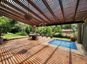 Casa en condominio · 1430m² · 3 Recámaras · 3 Estacionamientos · Dos Propiedades, un Solo Hogar en El Club de Golf Avándaro