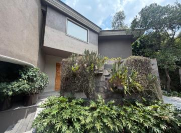 Casa de 5 habitaciones, Miguel Hidalgo · Casa de 1500 m² con 5 Recámaras en Venta en Bosque de Las Lomas