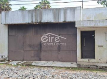Casa de 5 habitaciones, Tlajomulco de Zúñiga · Casa en Venta Al Sur de La Ciudad | 1,503 m² de Terreno, Alberca y Cancha