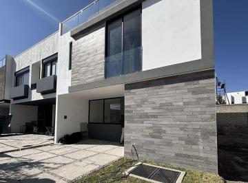 21ccc6c42120d9c53e732548e80bf6408413404a312fcfa8455a104c3e6ef4a9 · Nueva Casa de Venta Coto Altanza - Solares, Zapopan