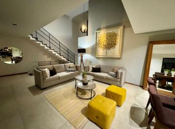 Casa en condominio de 5 habitaciones, San Luis Potosí · Casa en Renta en La Loma Club de Golf, 5 Recamaras