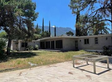 af10b5d790d5ecfbf219d65fd50a3bf9c4565ae33fd8917dd544bf12cff7da3a · Casa en Venta, Una Planta, Demoler, Lomas del Valle, San Pedro Garza Garcia, N. L